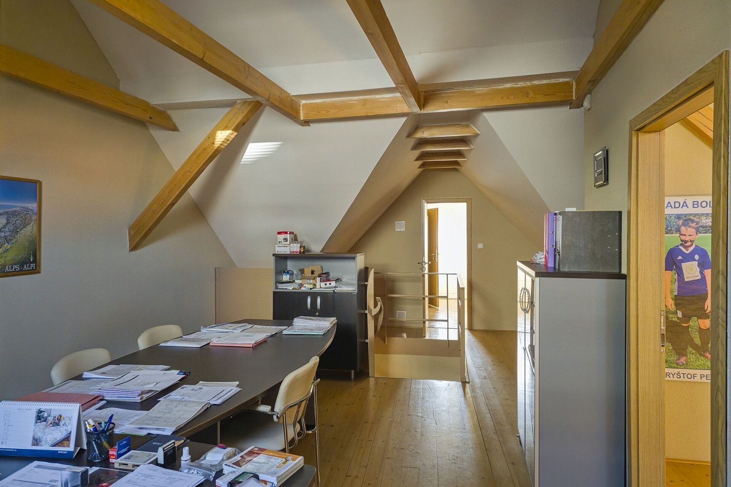 Pronájem výrobních prostor 1 100 m² – fotografie 4