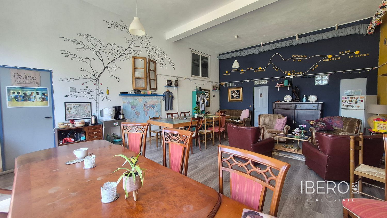 Prodej domu 260 m² s pozemkem 304 m²