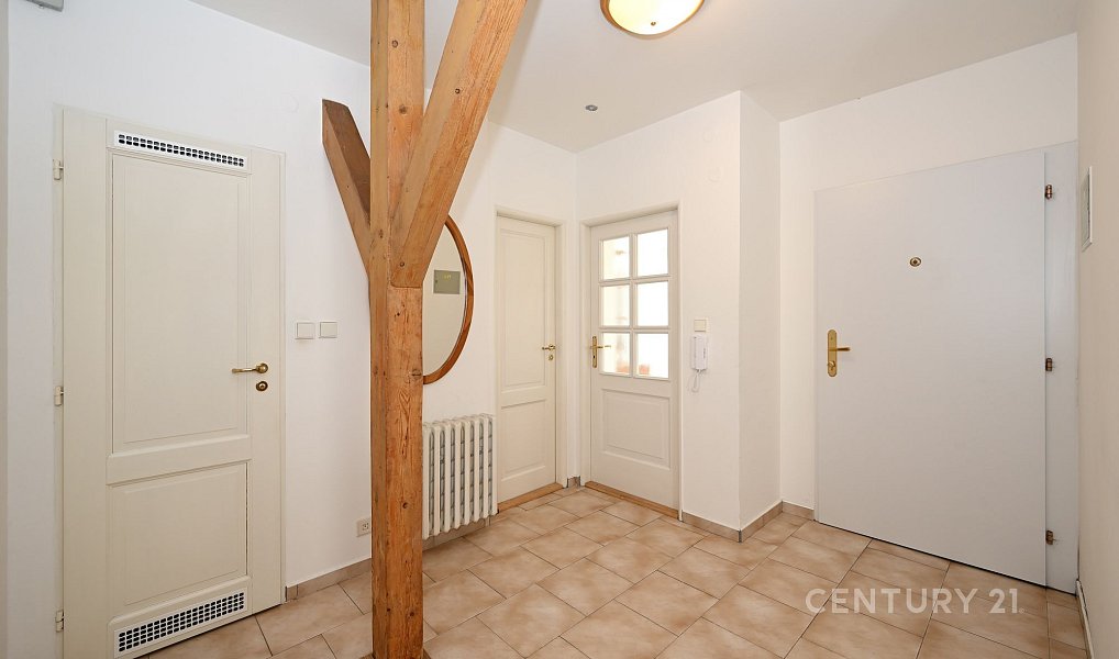 Prodej bytu 2+1 104 m², Praha – náhled fotky 7