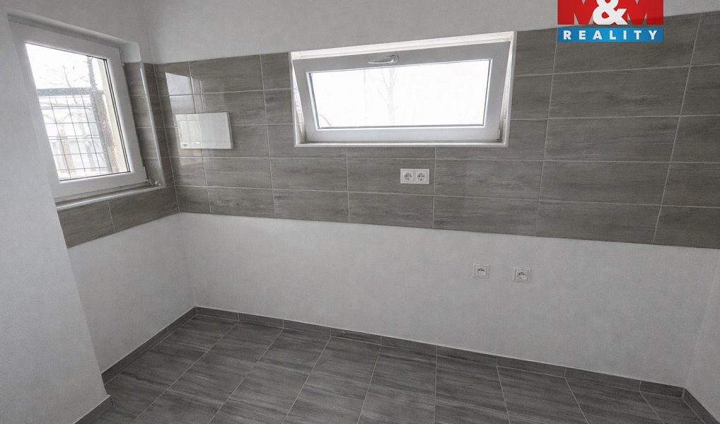Prodej stavebního pozemku 1 049 m², Žatec – náhled fotky 7