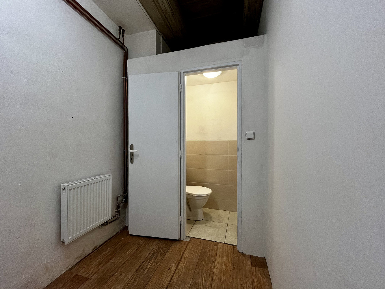 Pronájem obchodních prostor 65 m² – fotografie 5