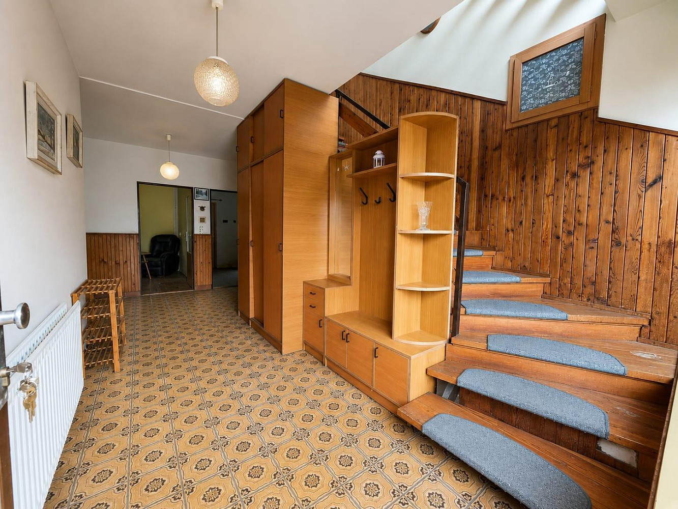 Prodej domu 240 m² s pozemkem 1 150 m² – fotografie 4