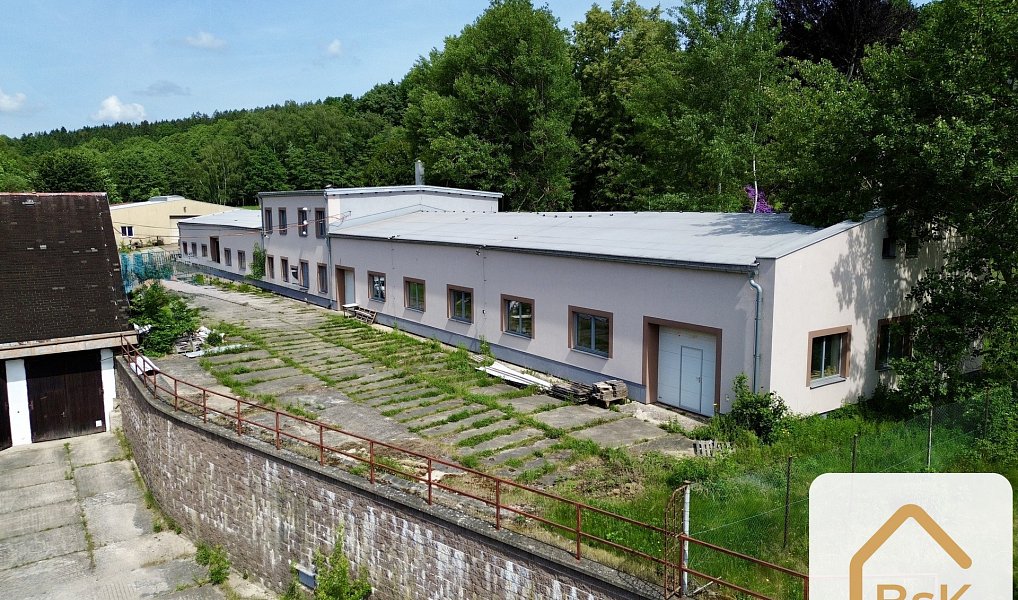 Prodej výrobních prostor 1 100 m², Vilémov – náhled fotky 3
