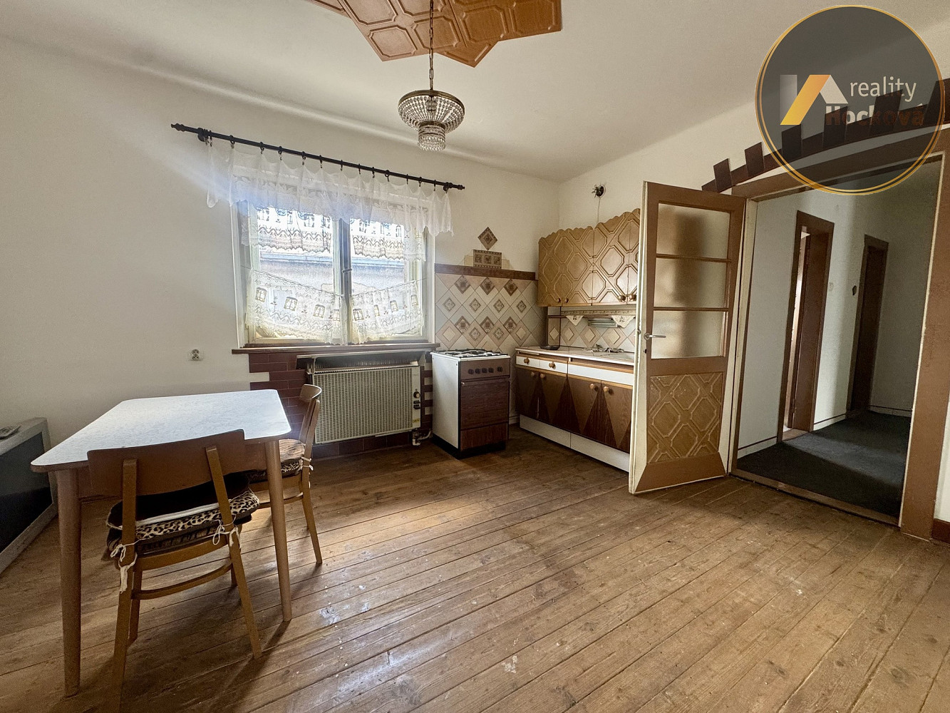 Prodej domu 264 m² s pozemkem 110 m² – pohled 4
