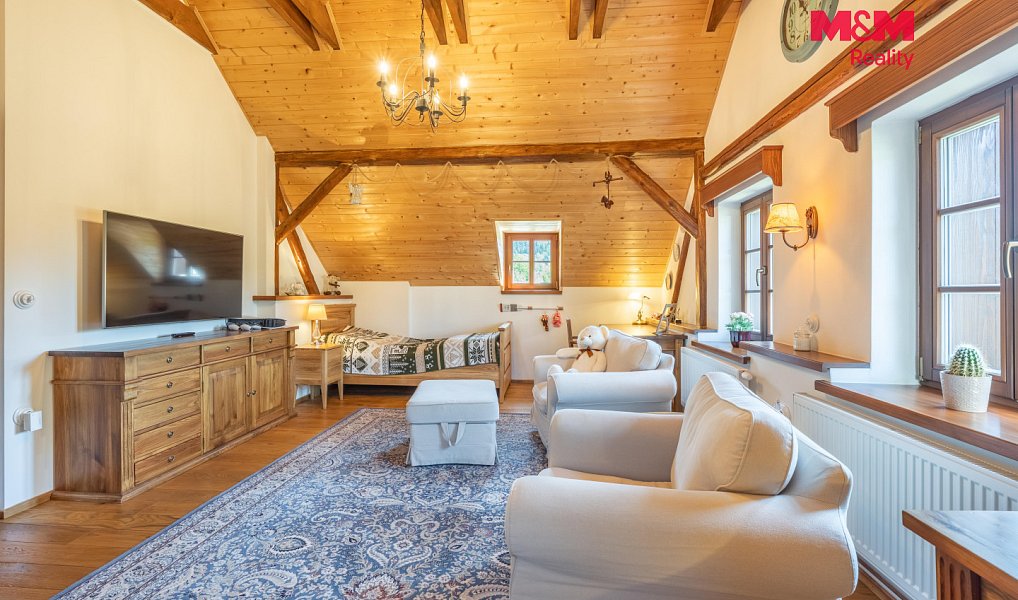 Prodej domu 223 m² s pozemkem 3 224 m², Červená Voda – náhled fotky 3