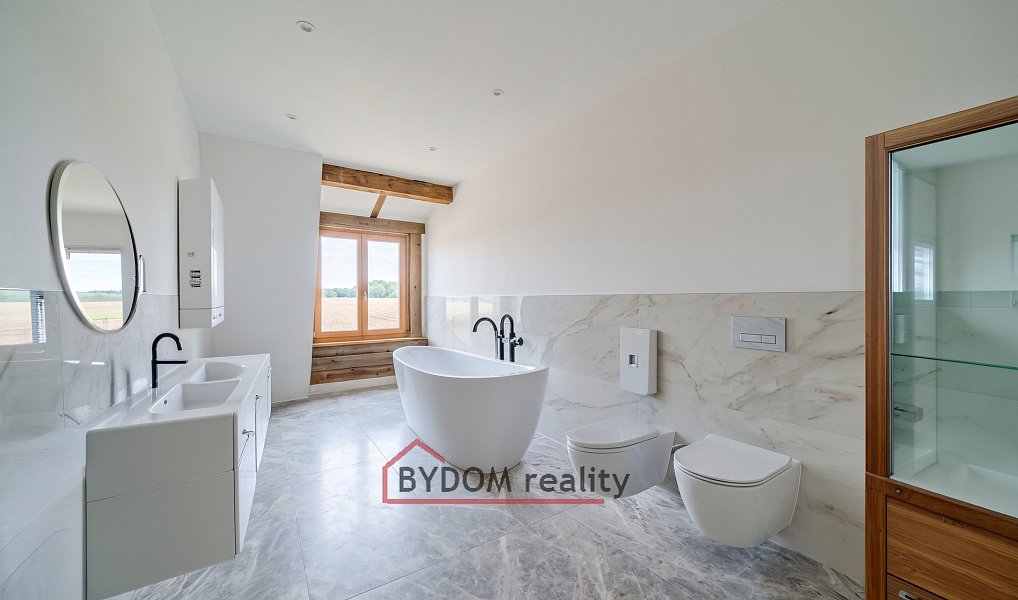 Prodej bytu 4+kk 125 m², Líšťany – náhled fotky 14