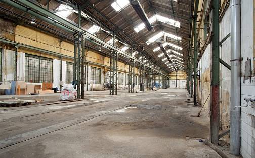 Pronájem skladovacích prostor 1 600 m², Netovická, Slaný, okres Kladno