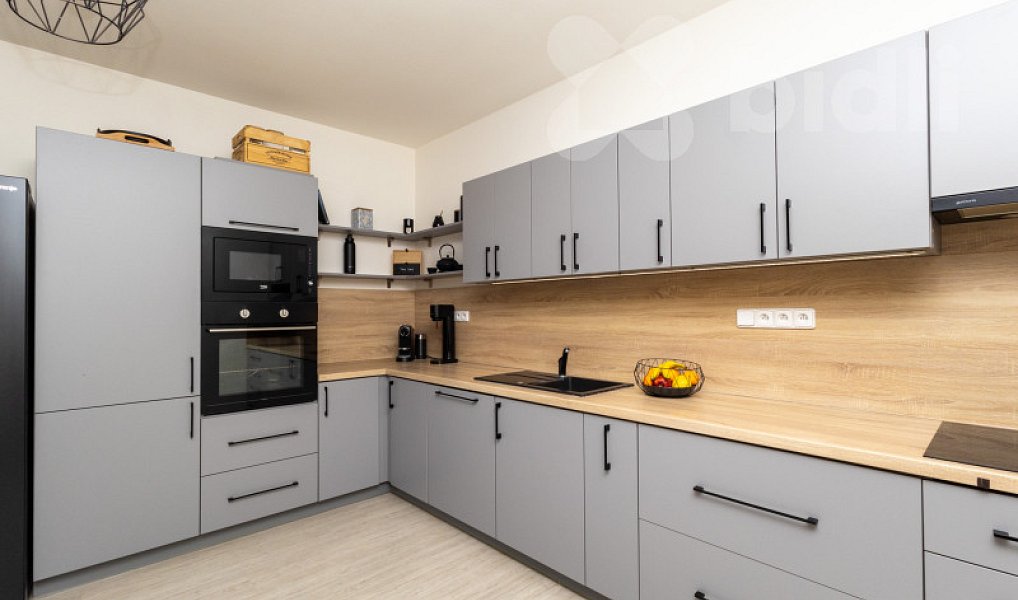 Prodej bytu 3+kk 101 m², České Budějovice – fotka 1 z 37