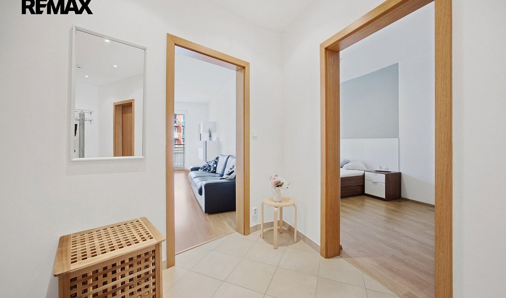 Prodej bytu 2+kk 58 m², Praha – náhled fotky 14