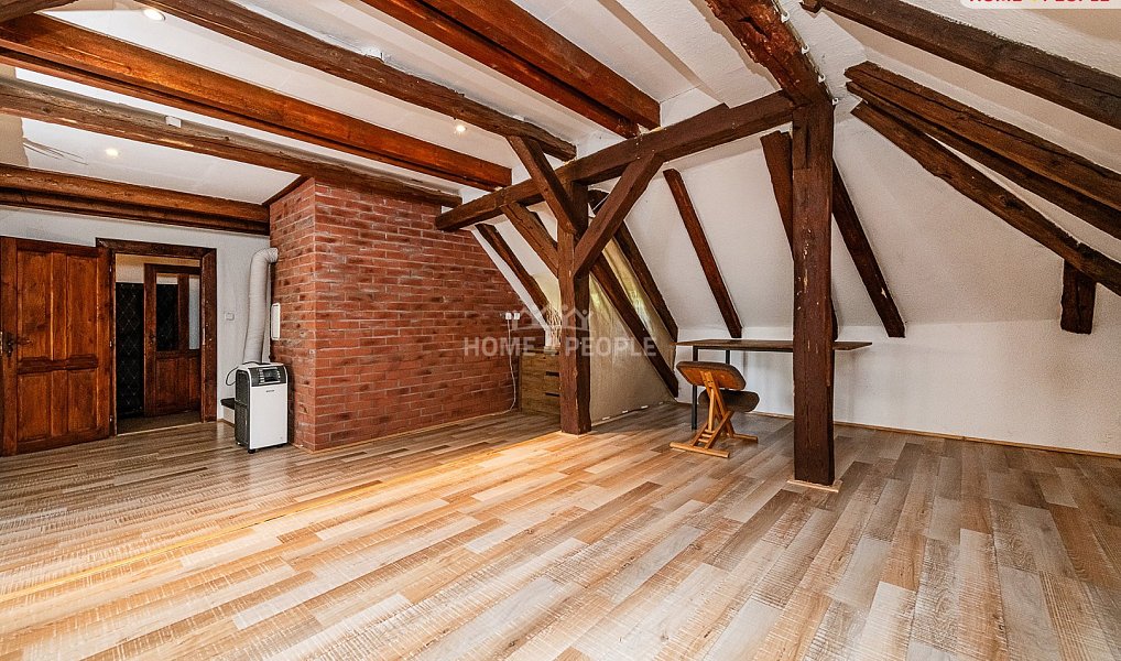 Prodej domu 190 m² s pozemkem 1 084 m², Vysoký Chlumec – náhled fotky 19