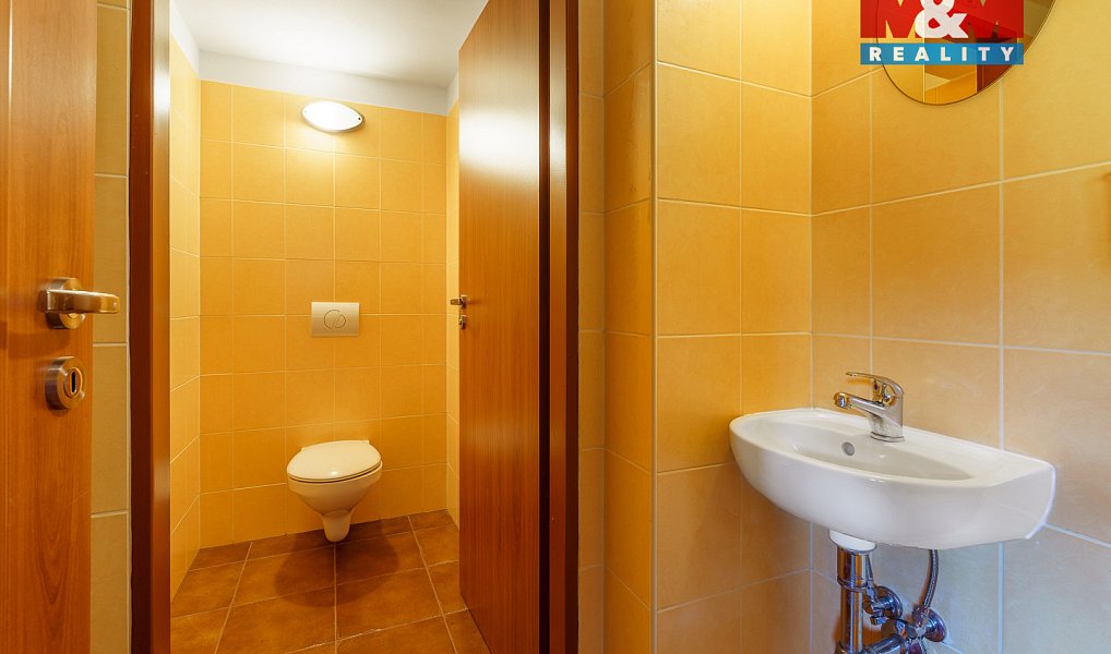 Prodej nájemního domu, činžáku 402 m², Karlovy Vary – náhled fotky 12