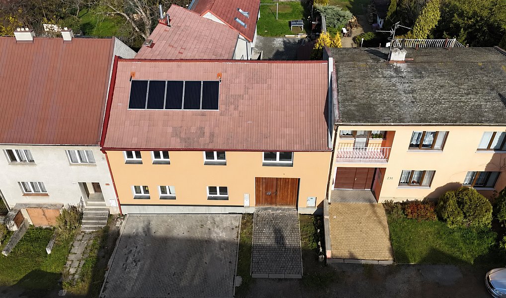 Prodej domu 220 m² s pozemkem 1 140 m², Tršice – náhled fotky 2