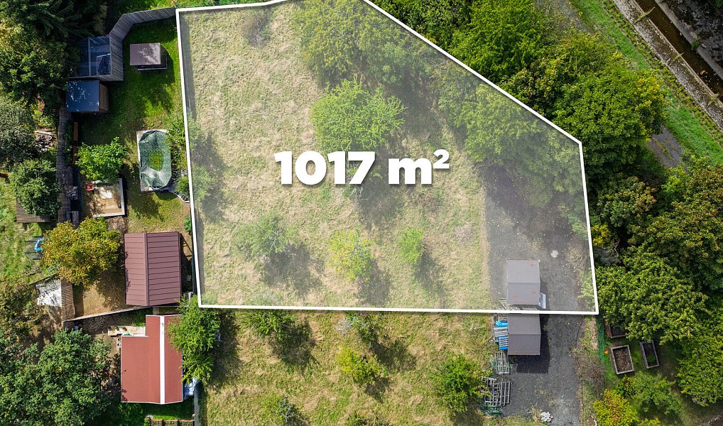 Prodej stavebního pozemku 1 017 m², Jirkov – fotka 1 z 14
