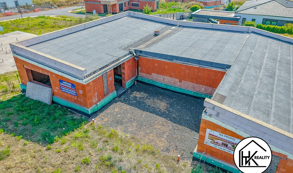 Prodej domu 268 m² s pozemkem 1 122 m², Dubí – náhled fotky 34