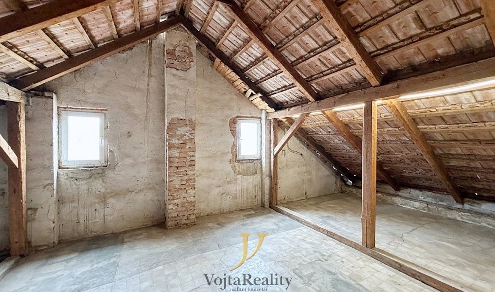 Prodej domu 160 m² s pozemkem 1 494 m², Cholina – náhled fotky 27