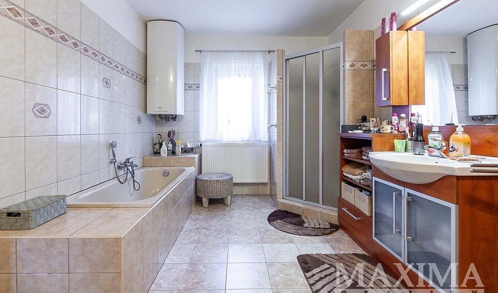 Prodej domu 245 m² s pozemkem 773 m², Ejpovice – náhled fotky 15