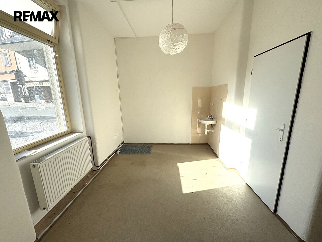 Pronájem obchodních prostor 17 m² – fotografie 2
