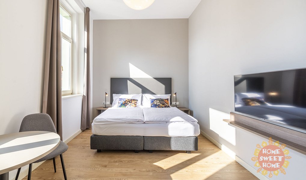 Pronájem bytu 1+kk 24 m², Praha – náhled fotky 2