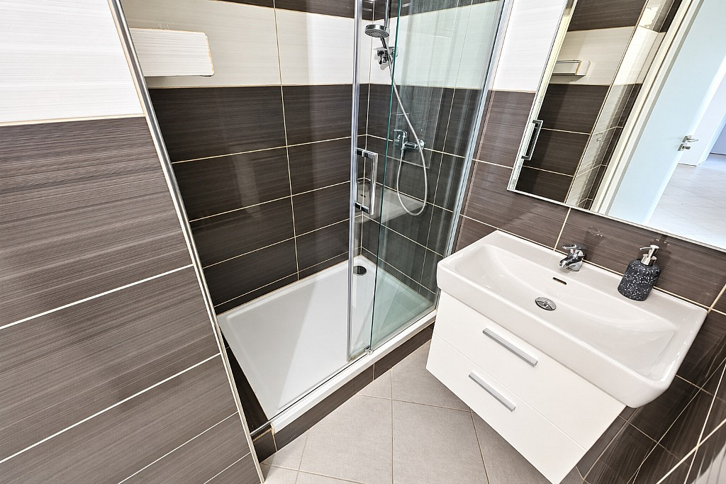 Pronájem bytu 2+1 56 m² – fotografie 2