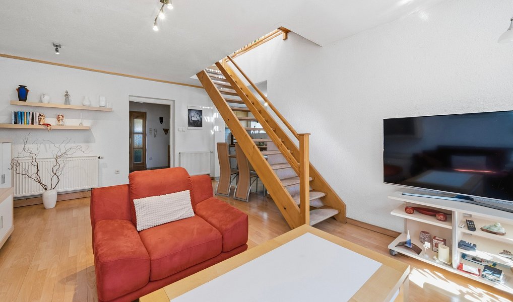 Prodej domu 120 m² s pozemkem 1 971 m², Mirošovice – náhled fotky 5