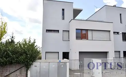 Pronájem domu 259 m² s pozemkem 383 m², U panské zahrady, Praha 5 - Jinonice