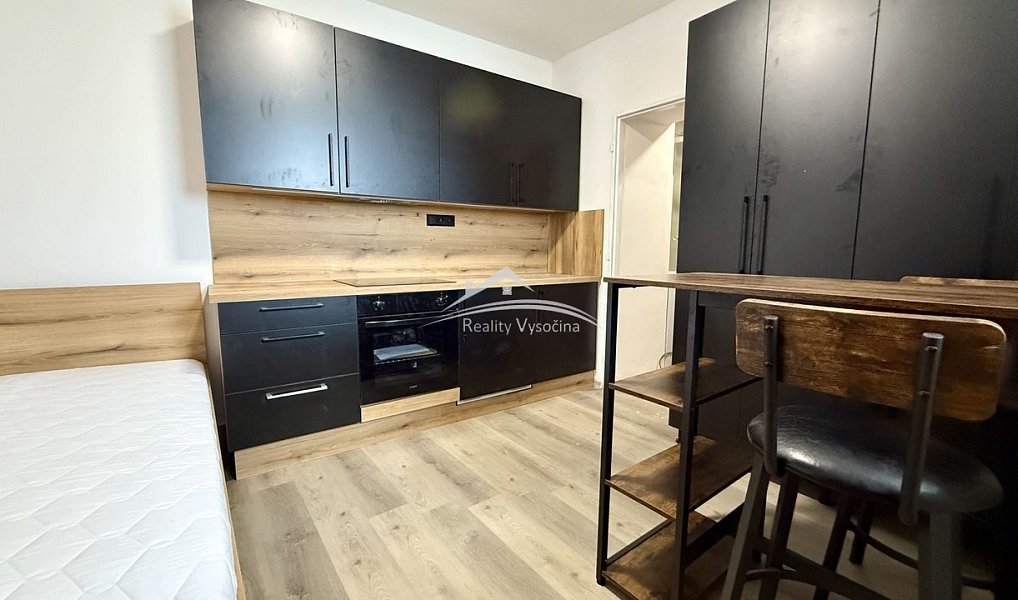 Pronájem bytu 1+kk 18 m², Světlá nad Sázavou – náhled fotky 2