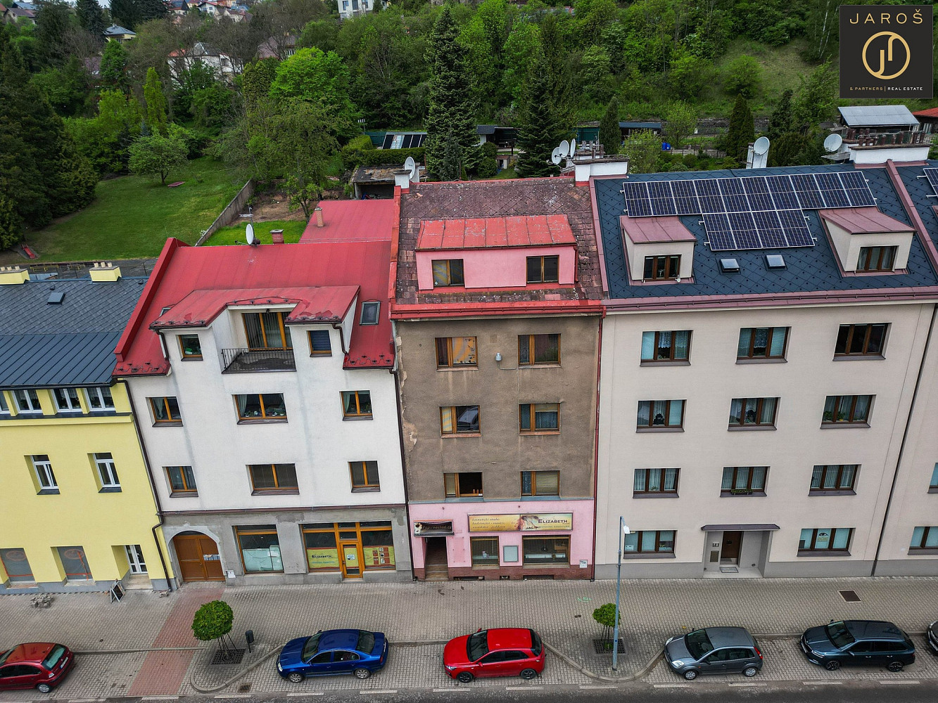 Prodej nájemního domu, činžáku 646 m²