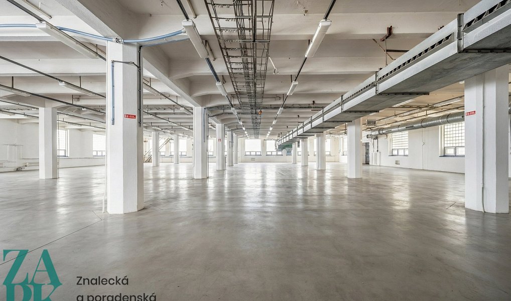 Pronájem skladovacích prostor 1 075 m², Cheb – náhled fotky 6