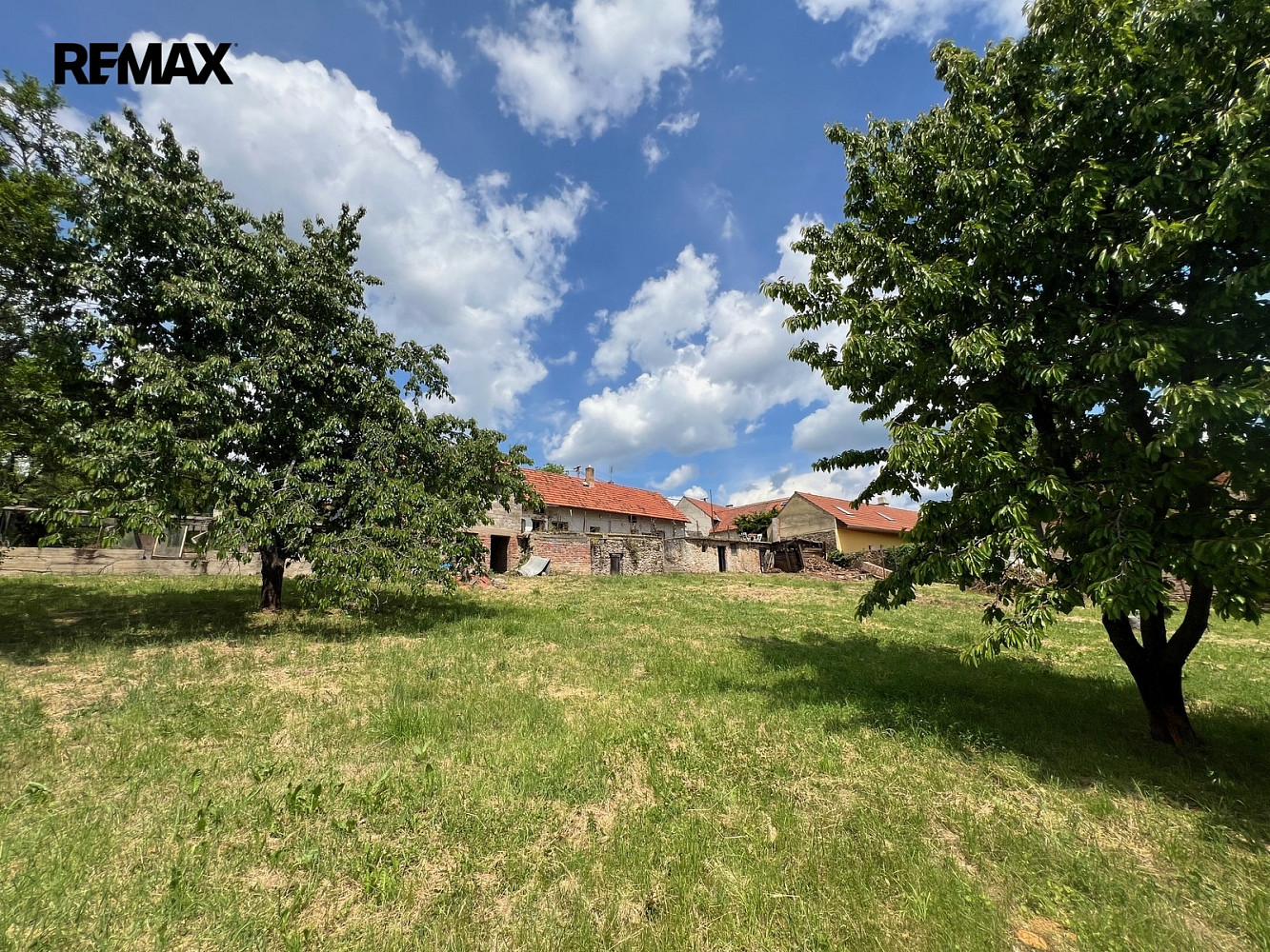 Prodej stavebního pozemku 2 517 m² — photo 4