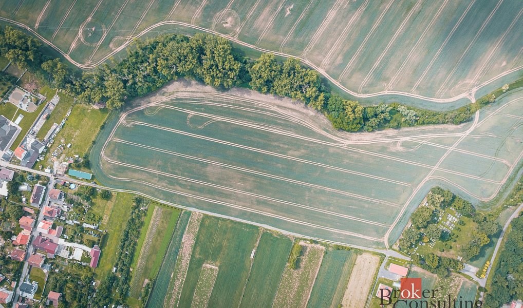 Prodej stavebního pozemku 2 208 m², Nesuchyně – náhled fotky 7