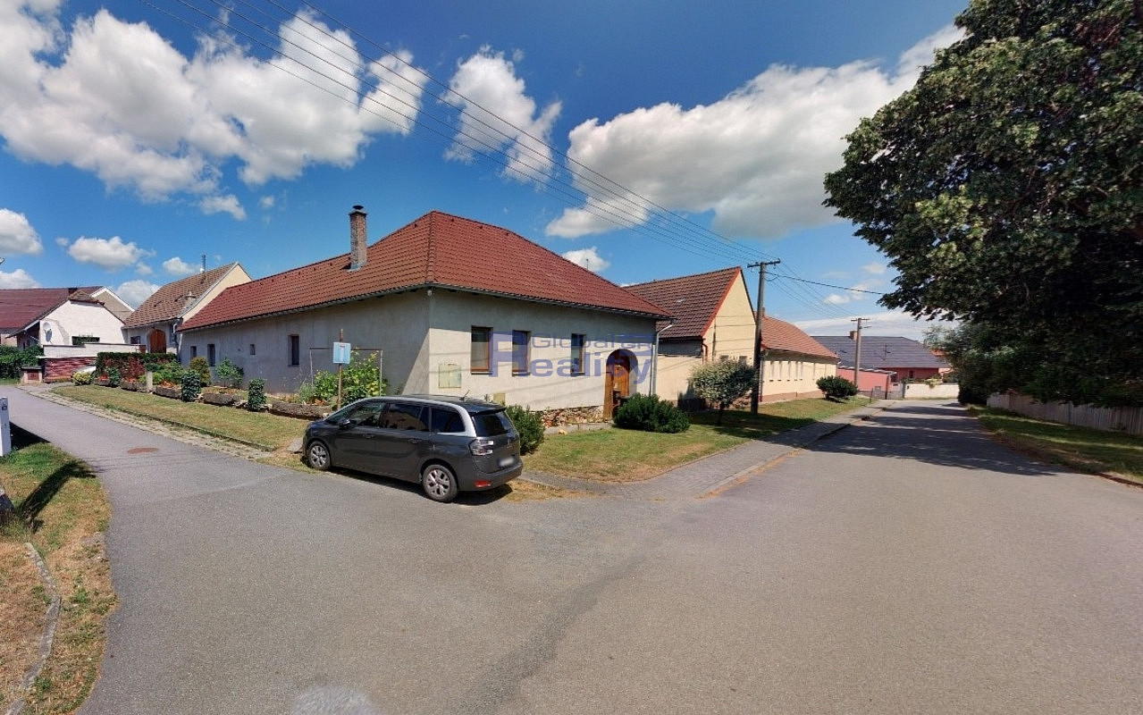 Hus, 196 m², grund 836 m²