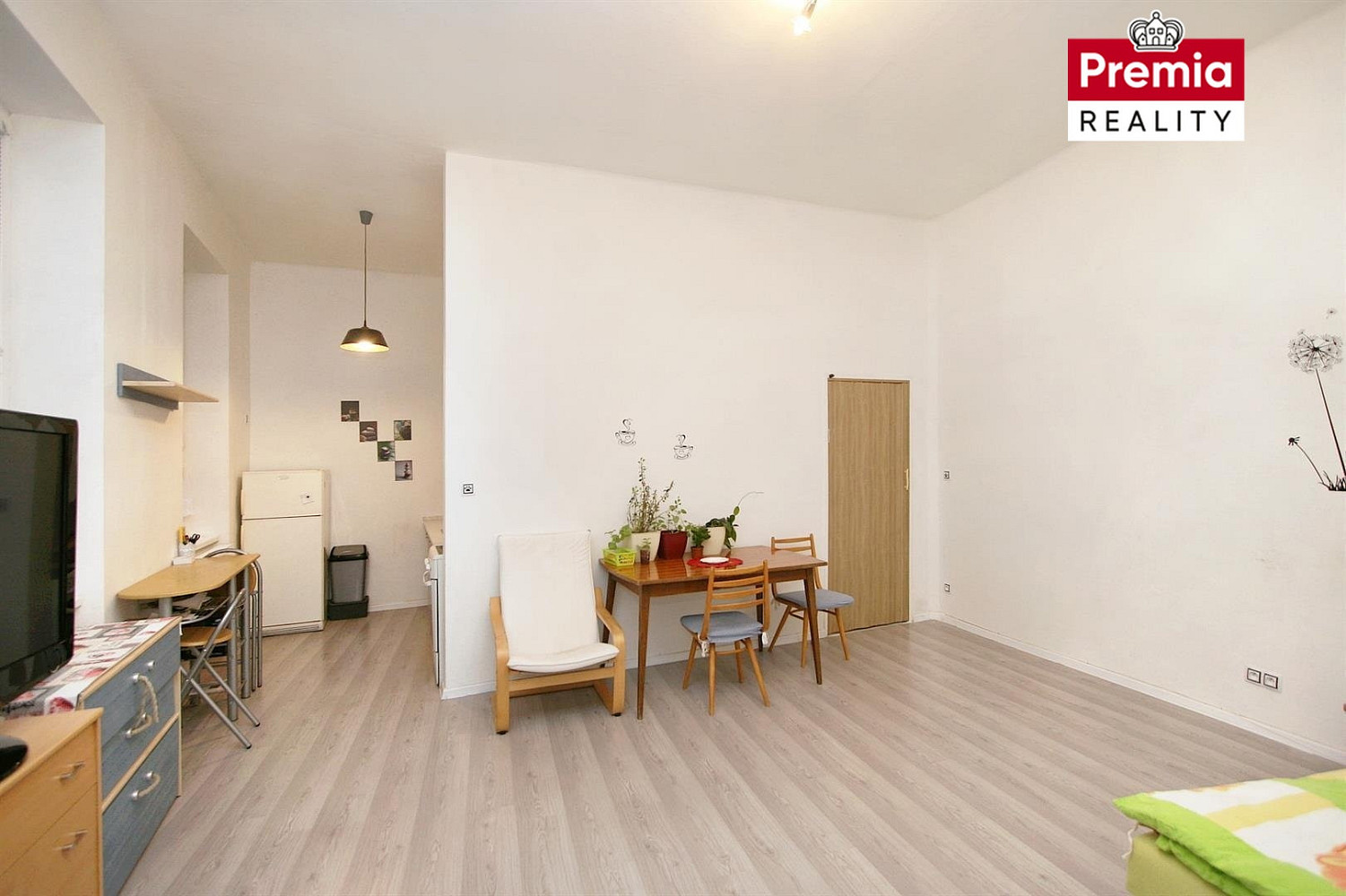 Pronájem bytu 1+kk 38 m² – fotografie 5