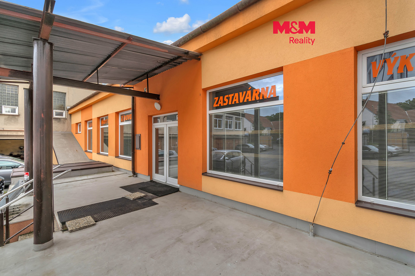Prodej obchodních prostor 498 m²