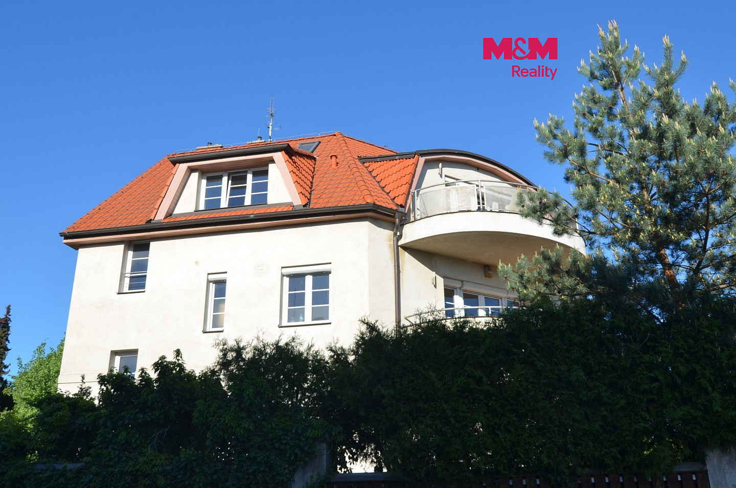 Pronájem kanceláře 162 m²
