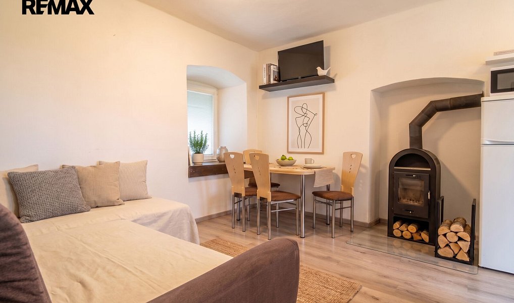 Prodej domu 193 m² s pozemkem 748 m², Okřesaneč – náhled fotky 17