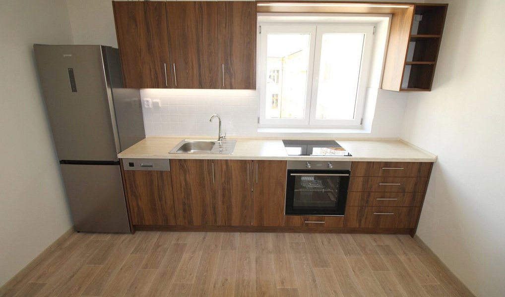 Pronájem bytu 2+kk 53 m², Praha – náhled fotky 3
