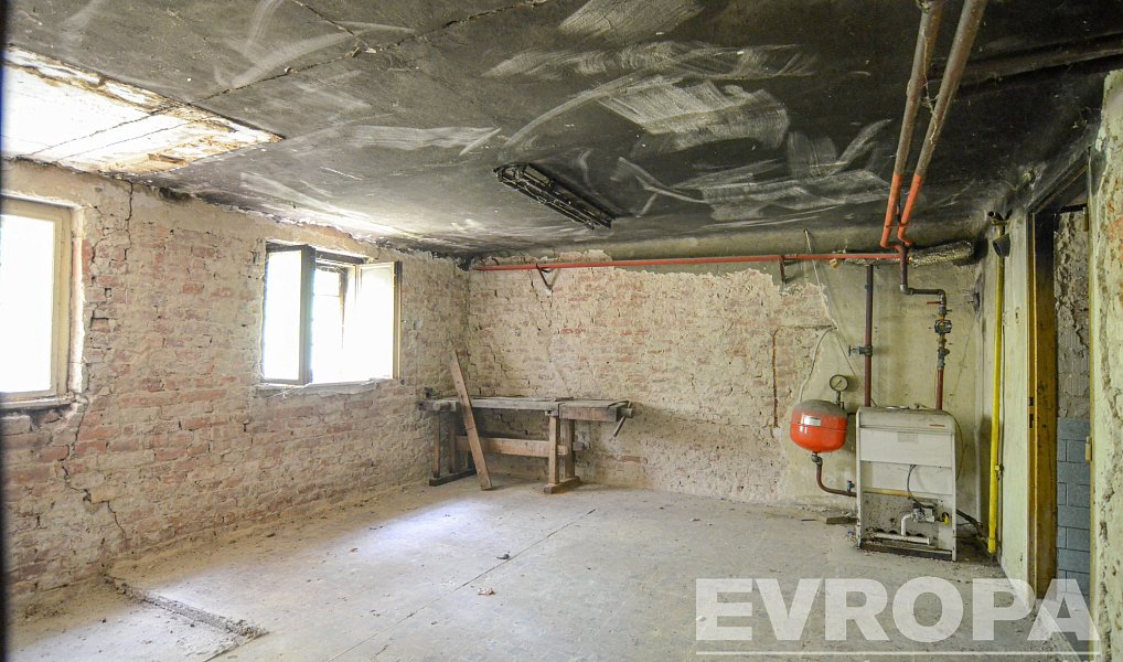 Prodej domu 300 m² s pozemkem 826 m², Břeclav – náhled fotky 42