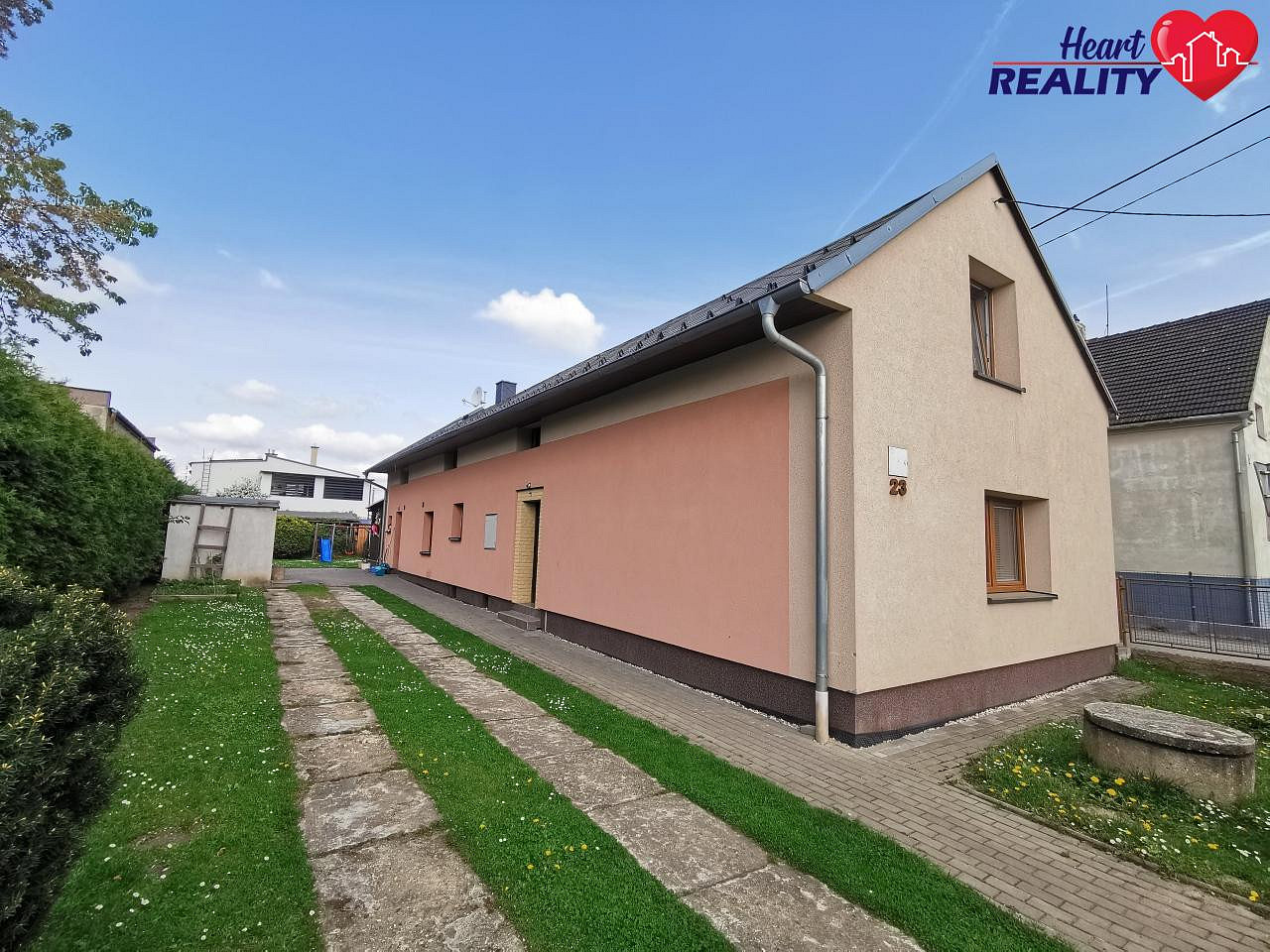 Prodej domu 240 m² s pozemkem 534 m²