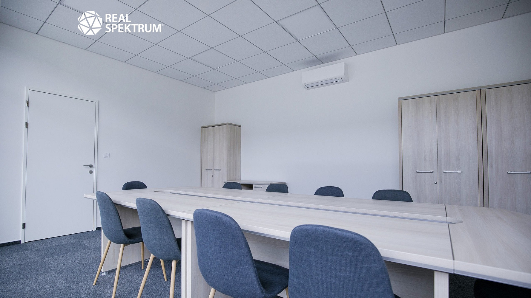 Prodej obchodních prostor 462 m² – další