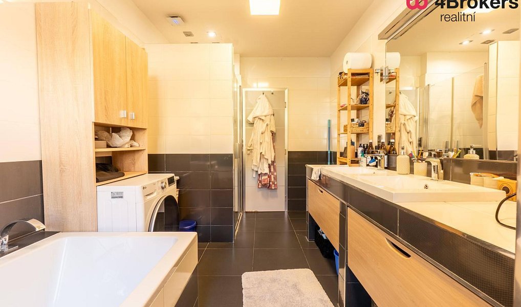 Prodej domu 257 m² s pozemkem 458 m², Chrudim – náhled fotky 6