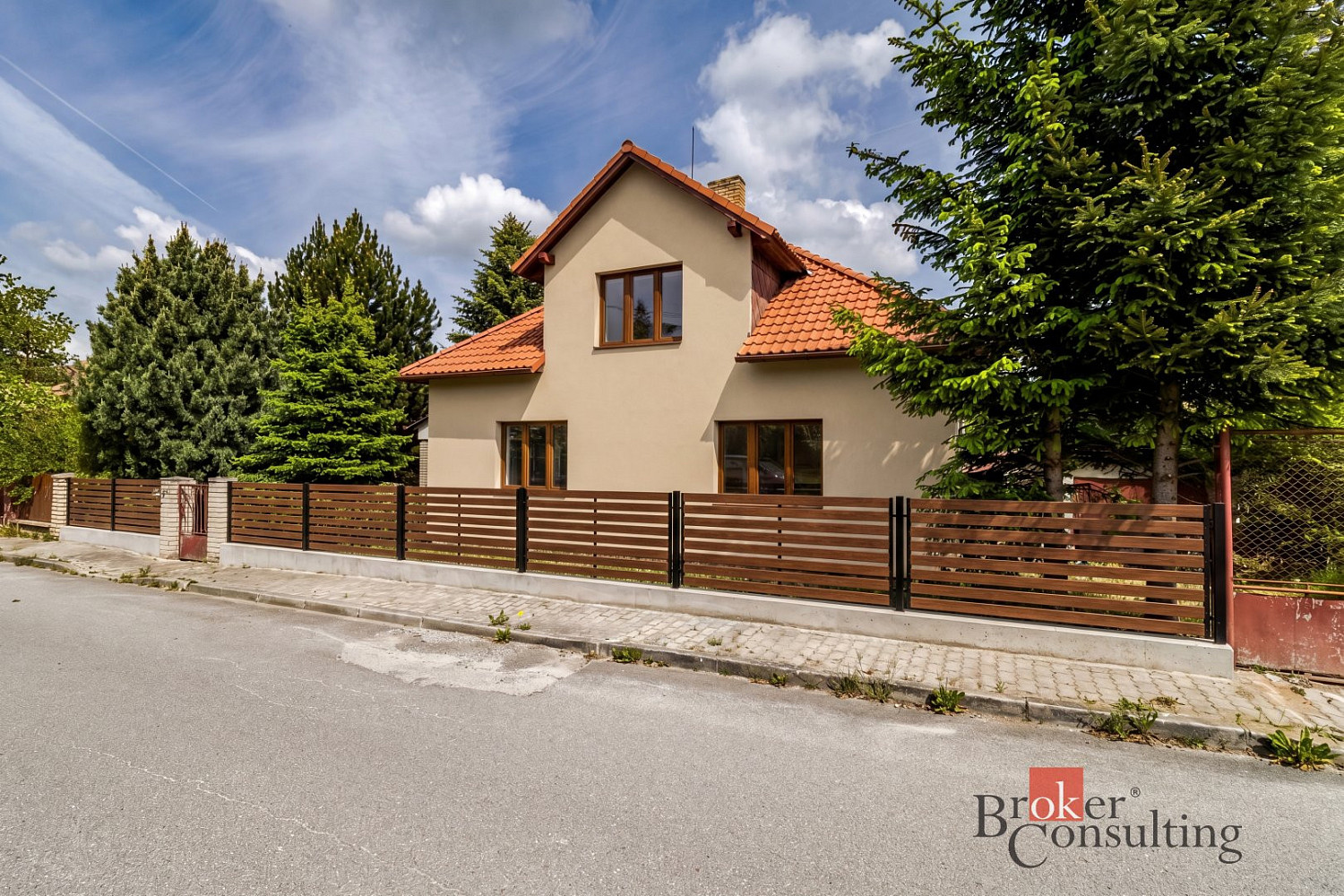 Prodej domu 93 m² s pozemkem 119 m² — photo 2