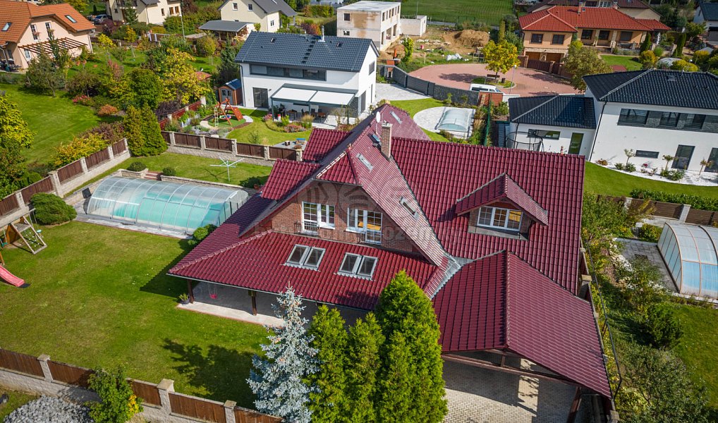 Prodej domu 246 m² s pozemkem 1 013 m², Psáry – náhled fotky 2
