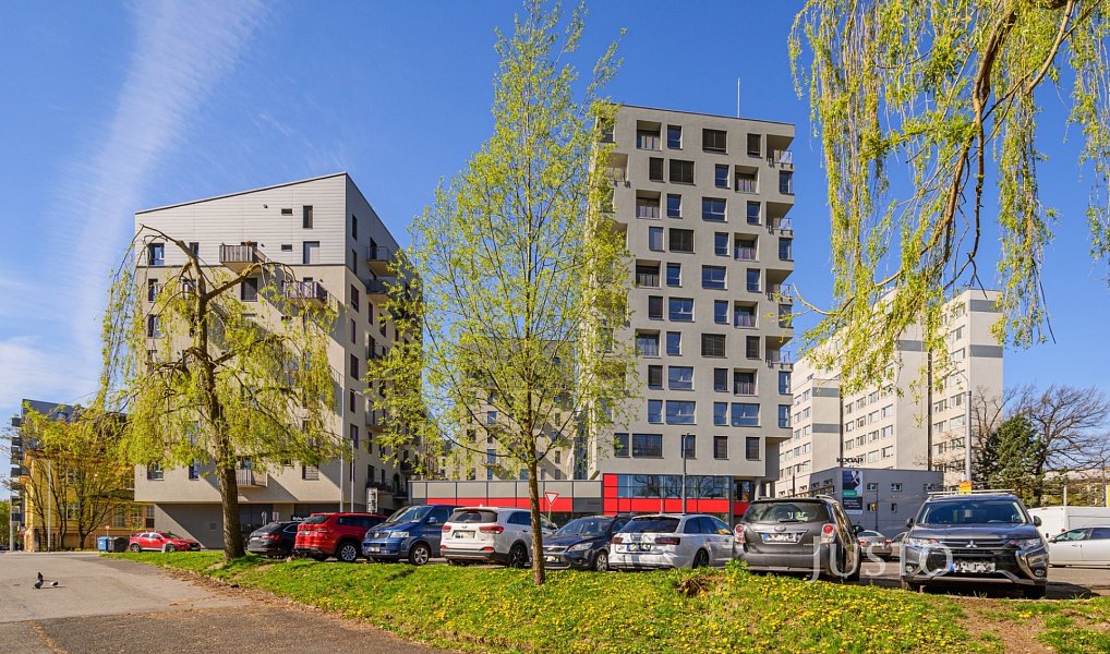 Pronájem bytu 2+kk 49 m², Liberec – náhled fotky 12