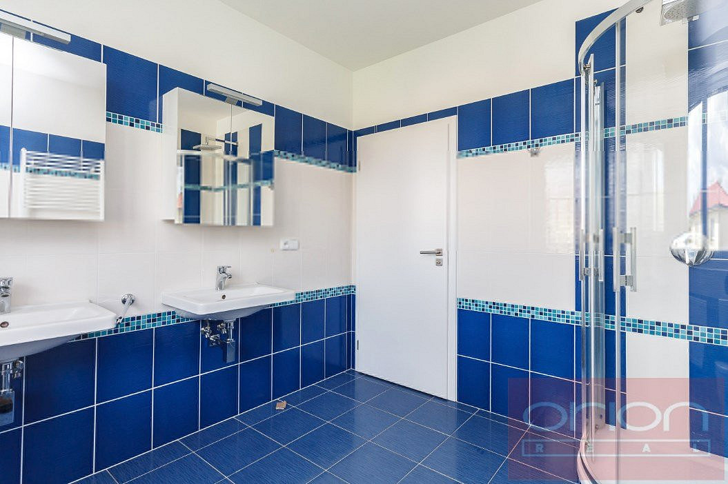 Pronájem domu 350 m² s pozemkem 800 m² — photo 5