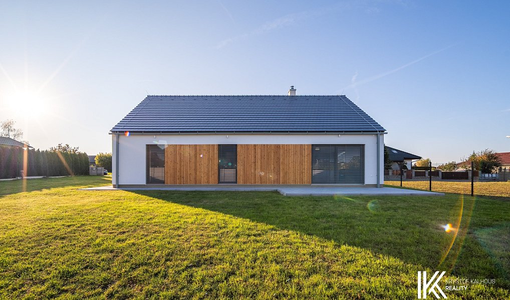 Prodej domu 120 m² s pozemkem 900 m², Žehušice – náhled fotky 3