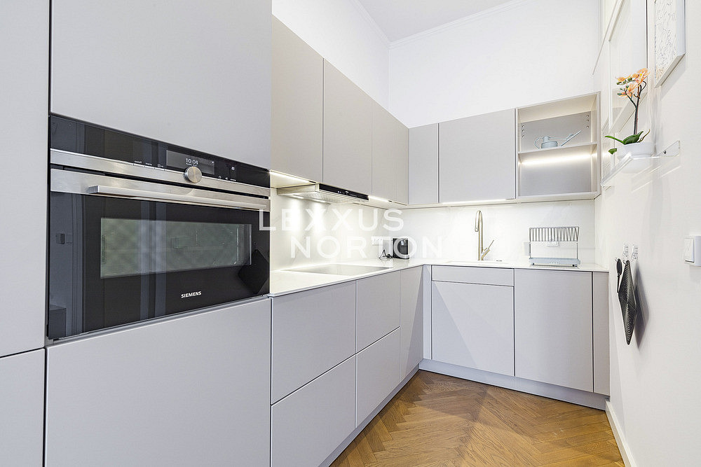 Pronájem bytu 2+kk 59 m² — photo 3
