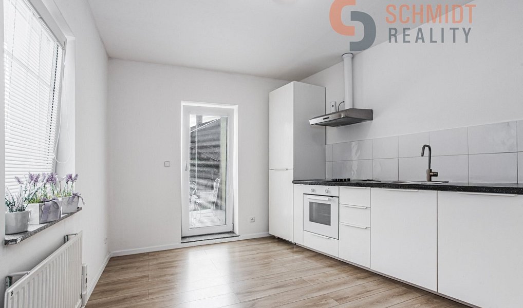 Prodej domu 220 m² s pozemkem 360 m², Vracov – náhled fotky 4