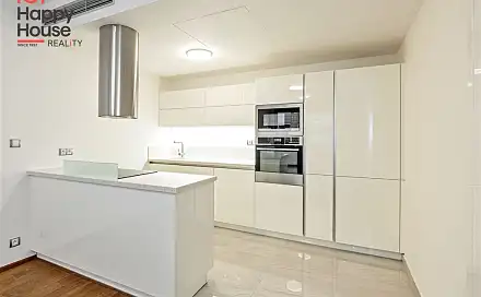Pronájem bytu 3+kk 88 m², Rubešova, Praha 2 - Vinohrady, okres Praha