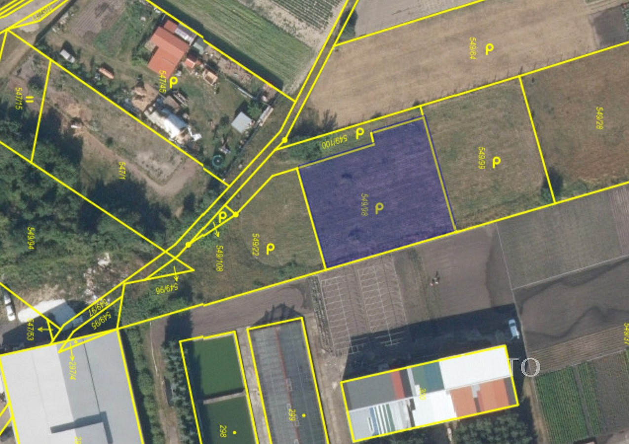 Prodej stavebního pozemku 968 m² – fotografie 2