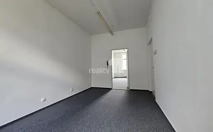 Pronájem kanceláře 75 m², Na Pankráci, Praha 4 - Nusle